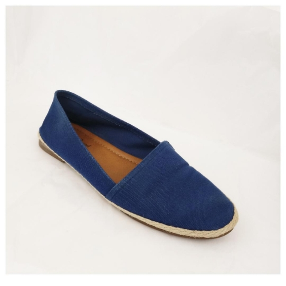 Lucky Brand Dexie Natural Flat - Picture 1 of 5